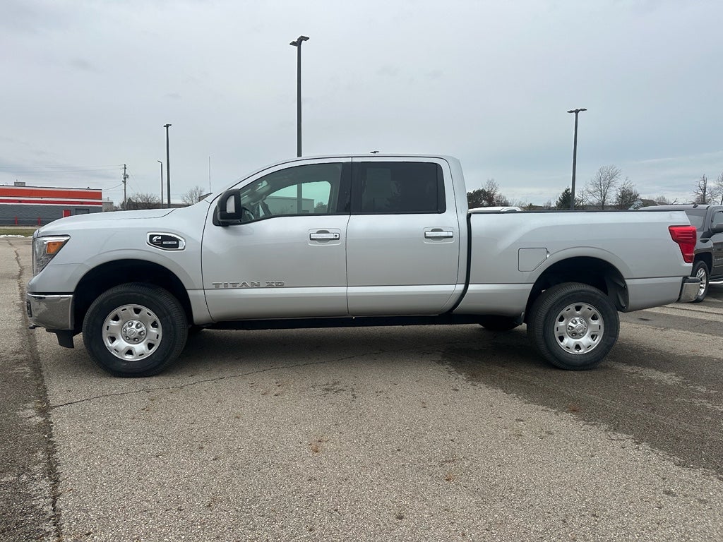 2017 Nissan TITAN XD SV Diesel