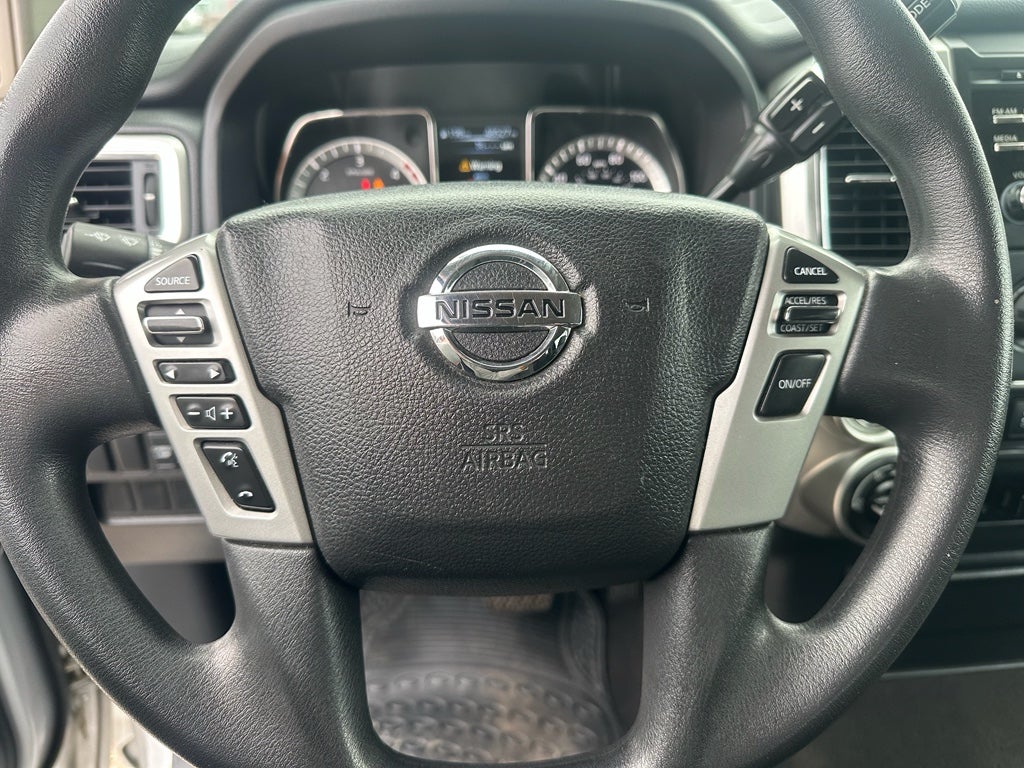 2017 Nissan TITAN XD SV Diesel