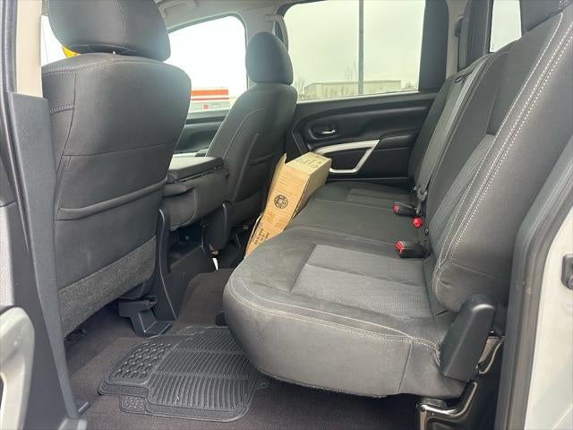 2017 Nissan TITAN XD SV Diesel