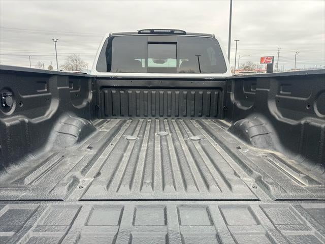 2017 Nissan TITAN XD SV Diesel