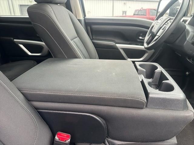 2017 Nissan TITAN XD SV Diesel