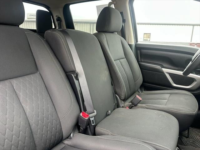 2017 Nissan TITAN XD SV Diesel