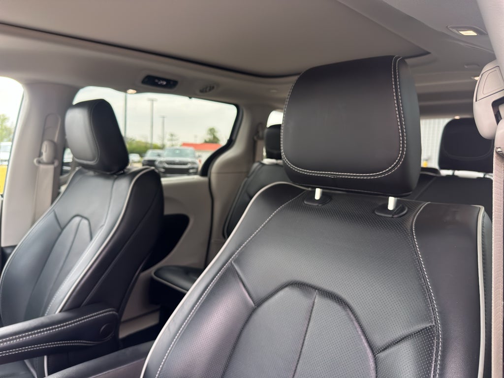 2024 Chrysler Pacifica Limited AWD