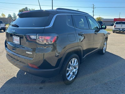 2023 Jeep Compass Latitude Lux FWD
