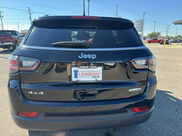 2023 Jeep Compass Latitude Lux FWD