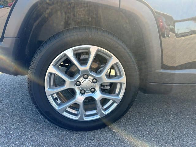 2023 Jeep Compass Latitude Lux FWD