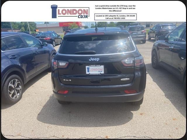 2023 Jeep Compass Latitude Lux FWD