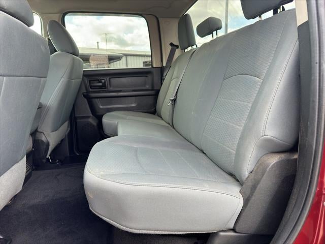 2017 RAM 3500 Tradesman Crew Cab 4x4 6'4' Box