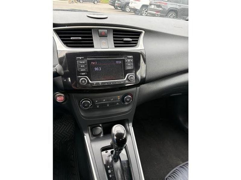 2016 Nissan Sentra SV